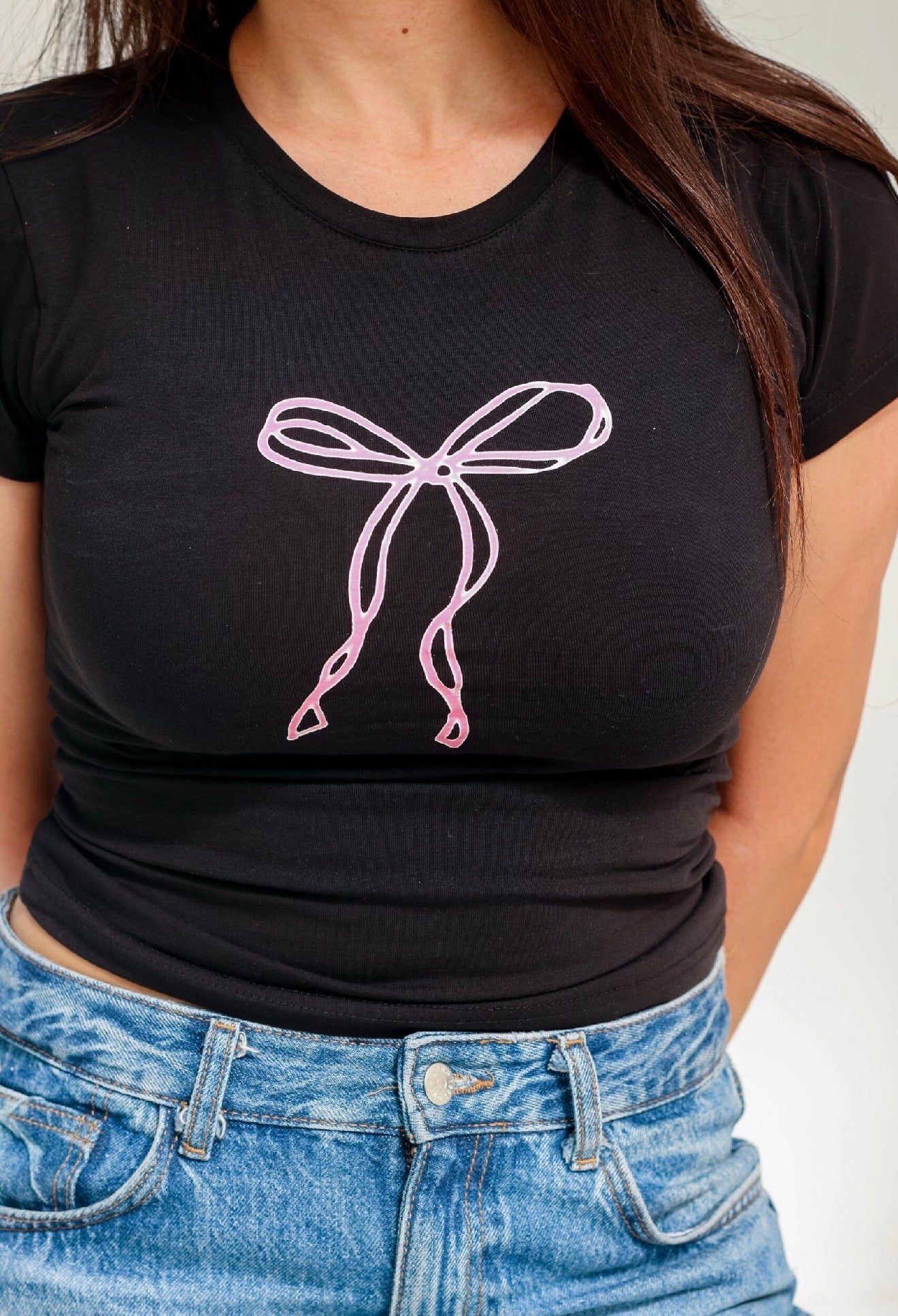 Bow tee
