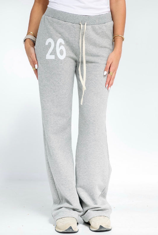26 Grey sweatpants